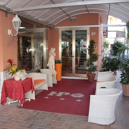 Hotel Peonia Rimini Exteriér fotografie