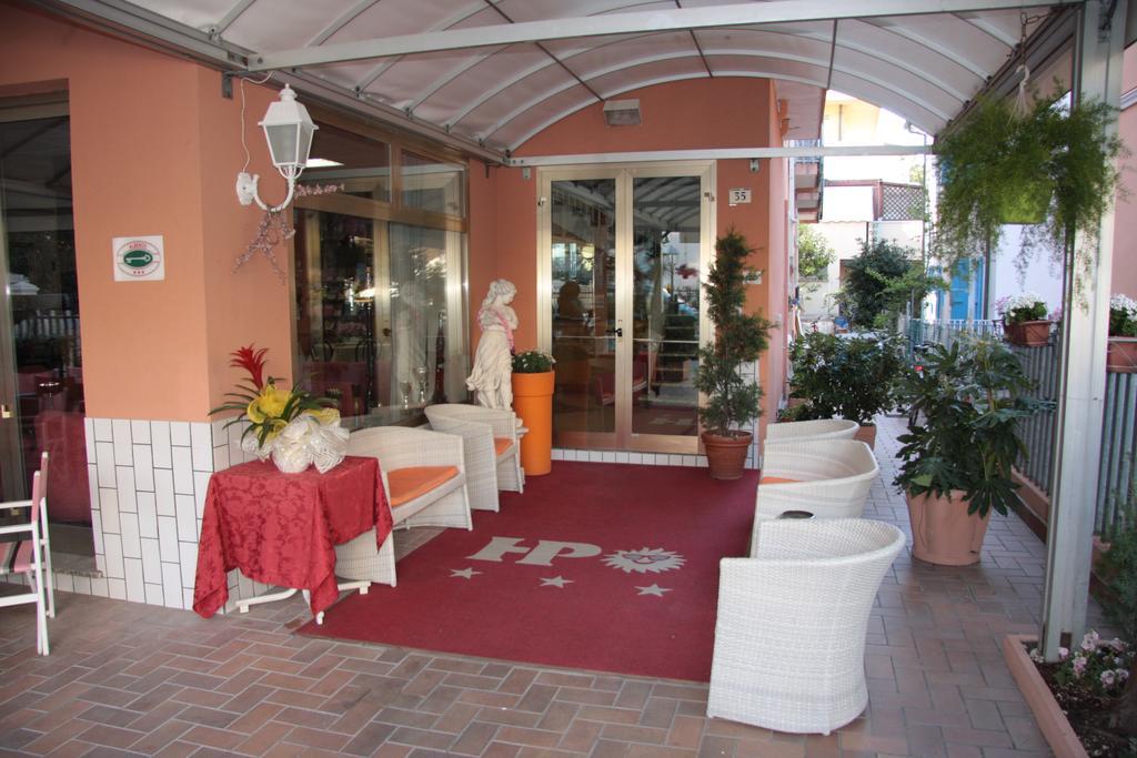 Hotel Peonia Rimini Exteriér fotografie