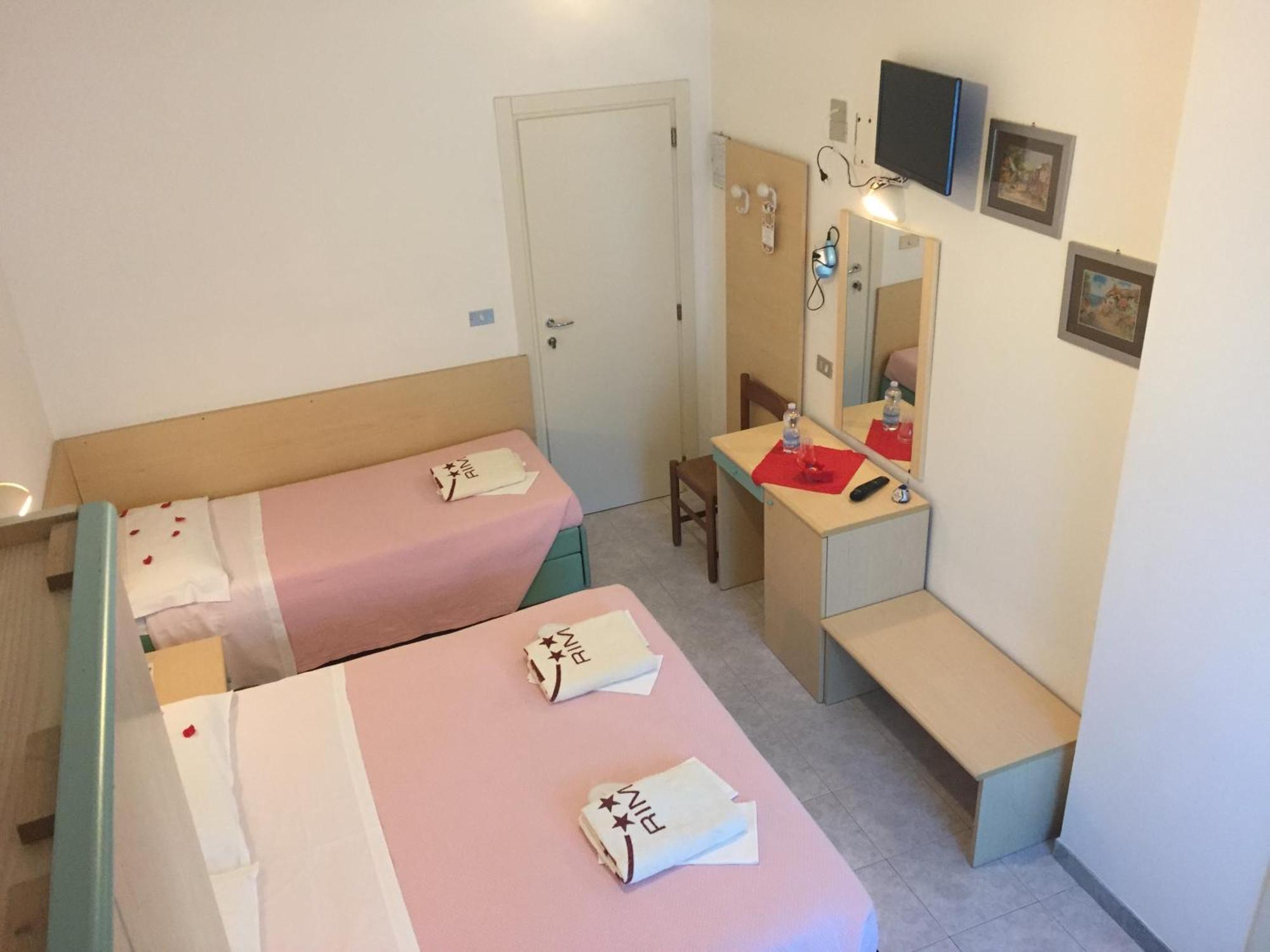 Hotel Peonia Rimini Pokoj fotografie